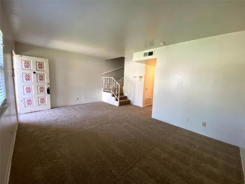 4428 Valleyfield St, San Antonio, TX, 78222-3719 | Card Image