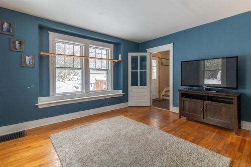 35 Lathe St, Derby Line, VT, 05830-8740 | Card Image