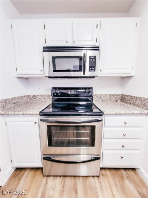 1149-5055 W Hacienda Ave, Las Vegas, NV, 89118-0305 | Card Image