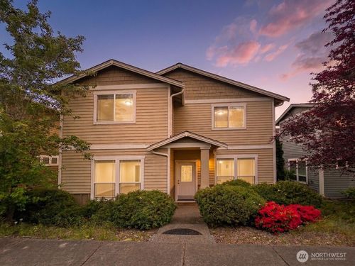 18542 97th Avenue Ct E, Puyallup, WA, 98375-6317 | Card Image