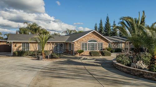 7010 S Frankwood Ave, Reedley, CA, 93654-9655 | Card Image
