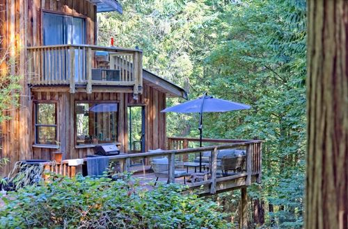 187 Warbler Rd S, Galiano Island, BC, V0N1P0 | Card Image