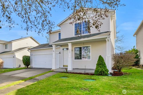 8433 Sweetbrier Loop Se, Olympia, WA, 98513-9460 | Card Image