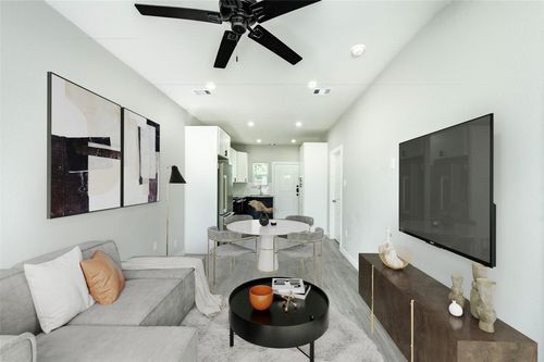 a-b-8157 Tate St, Houston, TX, 77028-5558 | Card Image