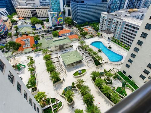 2211-999 Sw 1st Ave, Miami, FL, 33130-3420 | Card Image