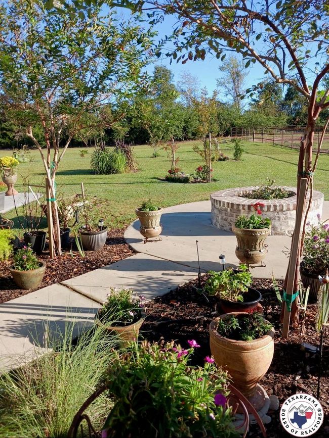 6123 Fm 1701, Home with 3 bedrooms, 3 bathrooms and null parking in Avery TX | Image 30