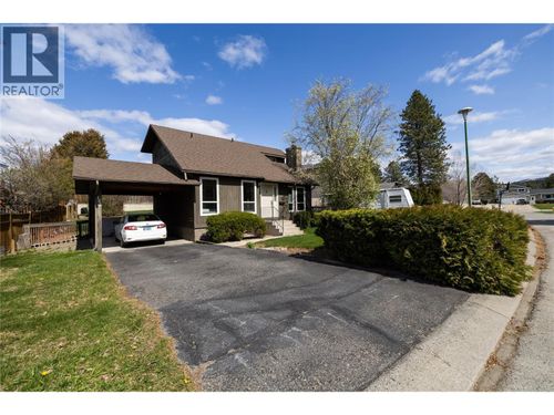 142 Whistler Dr, Kamloops, BC, V2E1X6 | Card Image