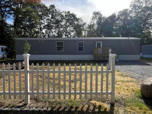 21 Oak Way, Stephentown, NY, 12168-2714 | Card Image