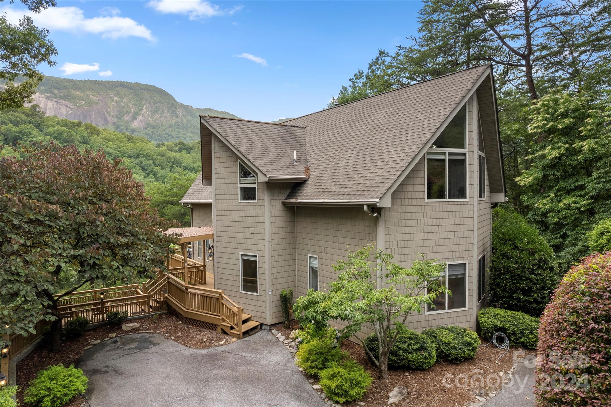 Lu Ray Dr, Los Gatos, CA 95032