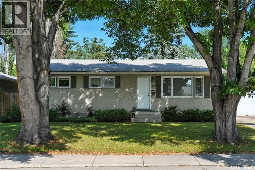 97 Maxwell Cres, Saskatoon, SK, S7L3Y4 | Card Image