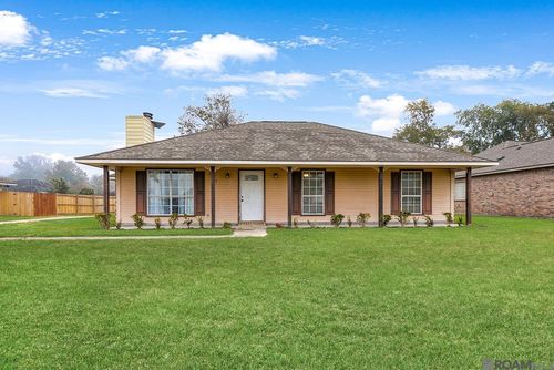 2382 Ory Dr, Brusly, LA, 70719-2461 | Card Image