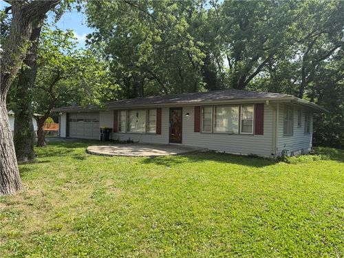 11517 Greenwood Rd, Kansas City, MO, 64134-4020 | Card Image