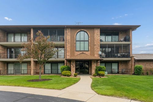 206-8826 W 140th St, Orland Park, IL, 60462-2292 | Card Image