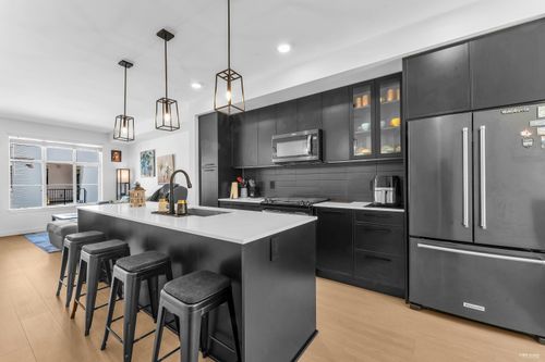 69-2774 Montrose Ave, Abbotsford, BC, V2S0N4 | Card Image