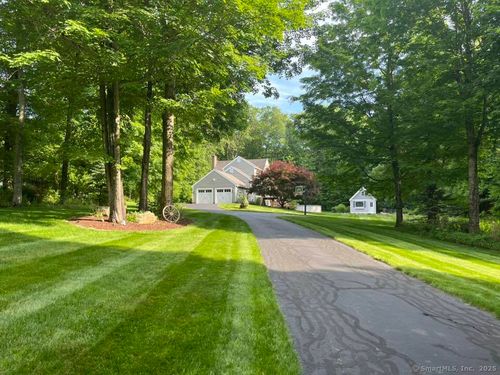 65 Breezy Corners Rd, Portland, CT, 06480-1742 | Card Image