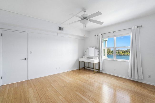 APT-8C - 2772 Ne 30 Th Ave, Condo with 2 bedrooms, 2 bathrooms and null parking in Lighthouse Point FL | Image 24