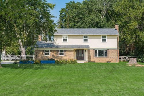 235 Cole Rd, Galloway, OH, 43119-9708 | Card Image