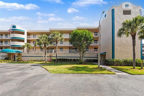 1106-6205 Shoreline Dr, ST PETERSBURG, FL, 33708-4502 | Card Image