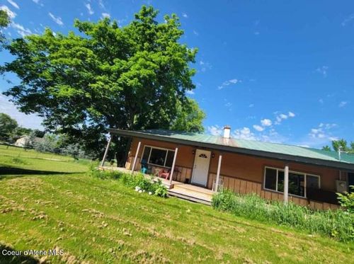 7494 Wells St, Bonners Ferry, ID, 83805-7546 | Card Image