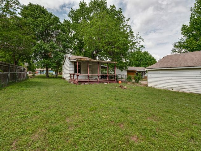 580 W 6 Th St, House other with 3 bedrooms, 2 bathrooms and null parking in Lancaster TX | Image 17