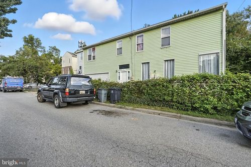 5809 Burgundy St, CAPITOL HEIGHTS, MD, 20743-2002 | Card Image