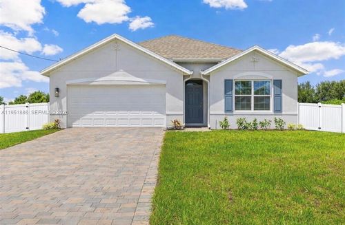 3021 N Lakewood Rd, Labelle, FL, 33935-5551 | Card Image