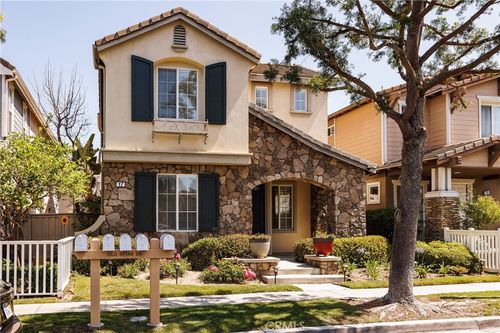 17 Old Spire Dr, Ladera Ranch, CA, 92694-0450 | Card Image