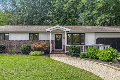 12701 Frost Rd, Hemlock, MI, 48626-9480 | Card Image