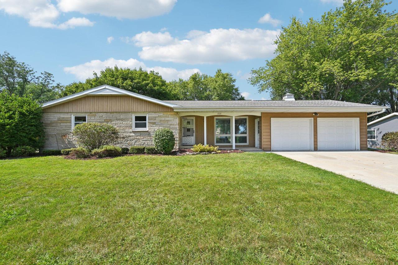 Prospect St, Lake Mills, WI 53551