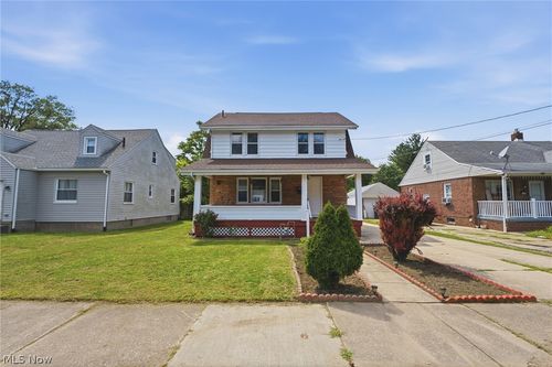 392 Oxford Ave, Akron, OH, 44310-3867 | Card Image