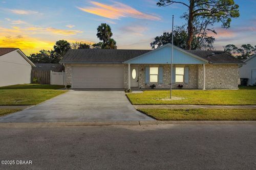 mollie-rd-daytona-beach-f-1321 Mollie Rd, Daytona Beach, FL, 32114-5863 | Card Image