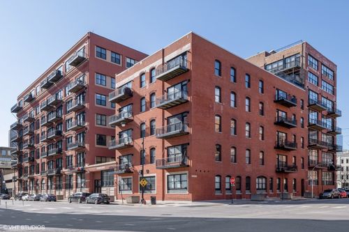 apt-327-226 N Clinton St, Chicago, IL, 60661-1184 | Card Image