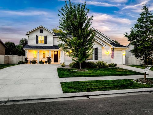 817 W Tawleed St, Middleton, ID, 83644-5774 | Card Image