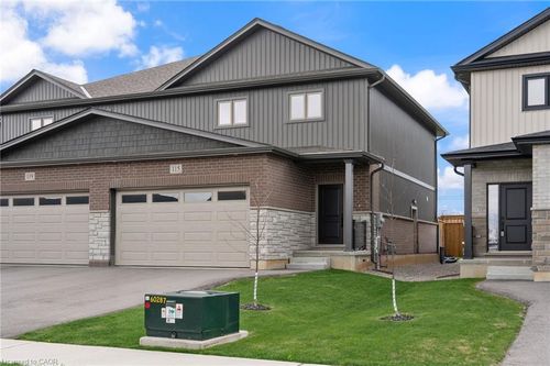 115 Amber St, Waterford, ON, N0E1Y0 | Card Image