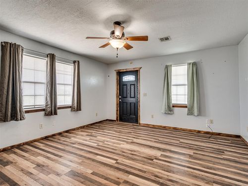 16215 Econtuchka Rd, Earlsboro, OK, 74840-3500 | Card Image