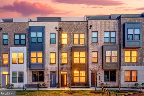 12742 Verdant Way, RESTON, VA, 20191-5864 | Card Image