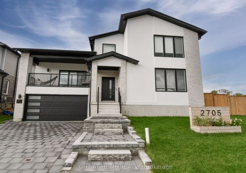 2705 Oriole Dr, London, ON, N6M0G6 | Card Image