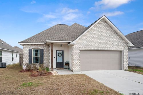 28380 Middlebrook Way, Denham Springs, LA, 70726-7899 | Card Image