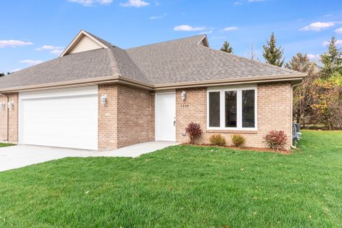 5542 Hearthside Dr, Bourbonnais, IL, 60914-4949 | Card Image