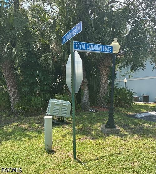 2-3271 Royal Canadian Trce, Fort Myers, FL, 33907-5452 | Card Image