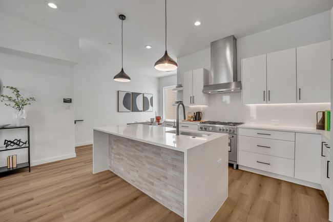 UNIT-106 - 3612 San Jacinto St, Condo with 2 bedrooms, 3 bathrooms and null parking in Dallas TX | Image 6