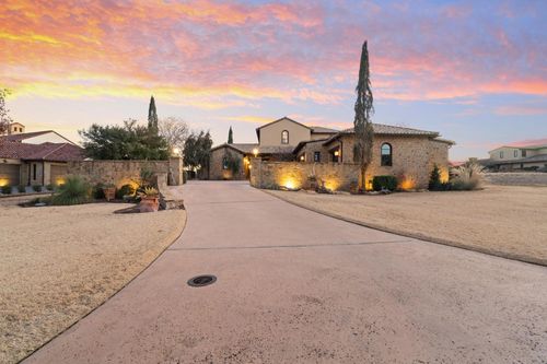 450 La Serena Loop, Horseshoe Bay, TX, 78657-6100 | Card Image