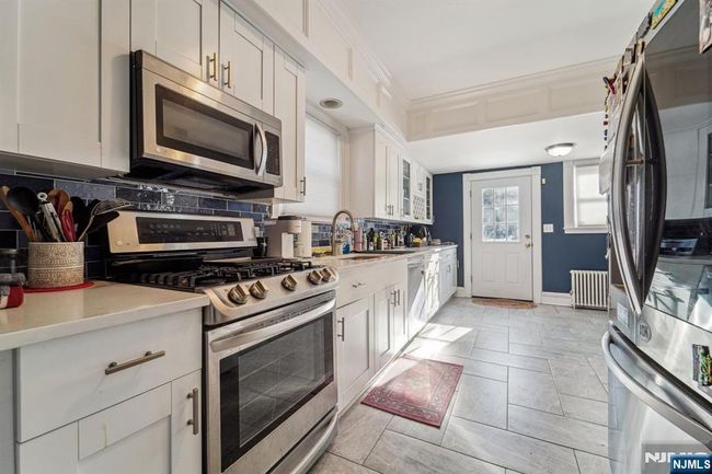 7 Clinton St, House other with 4 bedrooms, 3 bathrooms and null parking in Morristown NJ | Image 17