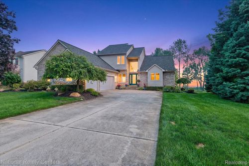 2915 Allison Ln, Highland, MI, 48357-3164 | Card Image