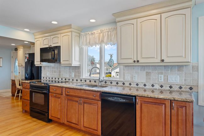 103 Ocean Dr, House other with 4 bedrooms, 3 bathrooms and null parking in Seabrook NH | Image 8