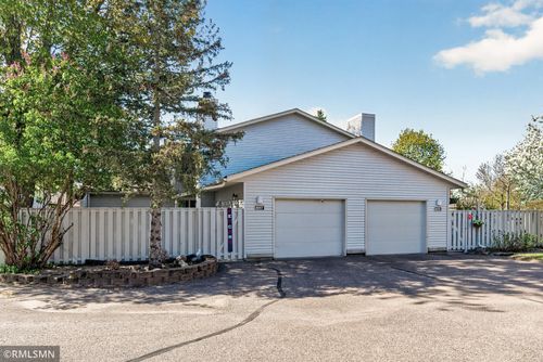 897 Monterey Dr, Shoreview, MN, 55126-5837 | Card Image