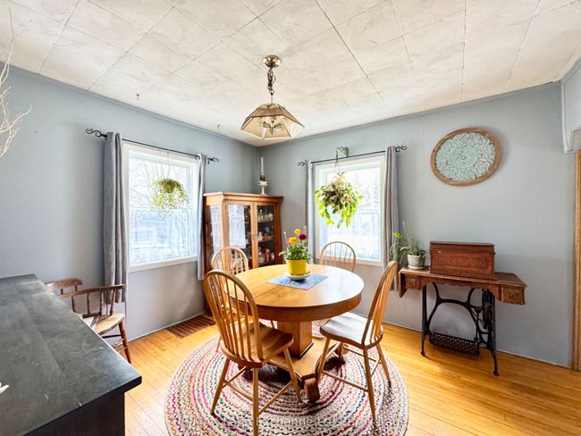 677 Louis St, House other with 3 bedrooms, 2 bathrooms and 3 parking in Port Elgin ON | Image 5