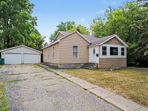 107 S Oak St, Durand, MI, 48429-1620 | Card Image