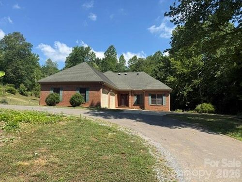 2365 Sylvan Rd, Grover, NC, 28073-7706 | Card Image