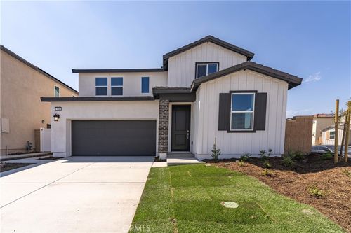 2768 Lake Mendoza St, Rialto, CA, 92377-5919 | Card Image